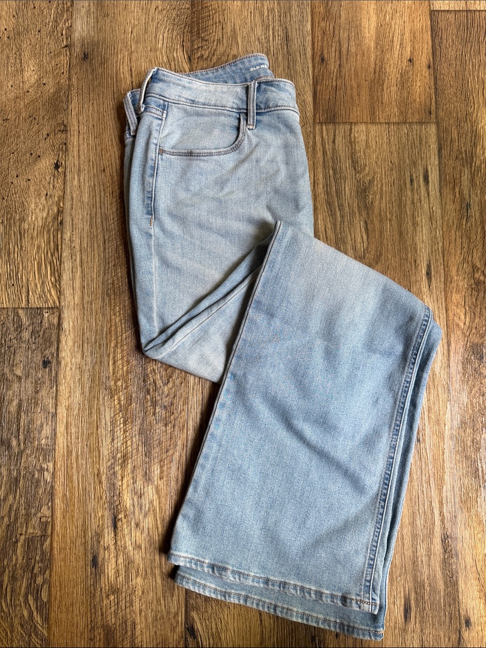 Light Blue Men's Jeans - Classic Straight Fit